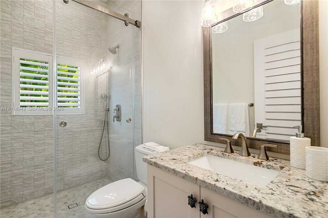 For Sale: $15,000,000 (3 beds, 2 baths, 1504 Square Feet)