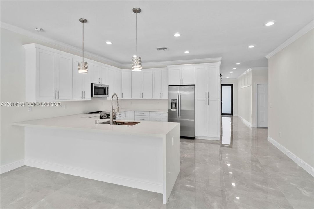 En Venta: $449,000 (3 camas, 2 baños, 0 Pies cuadrados)