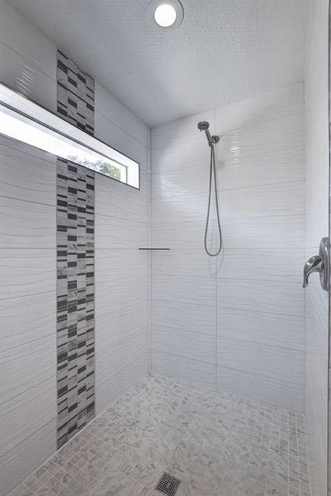27-web-or-mls-BS1A4229