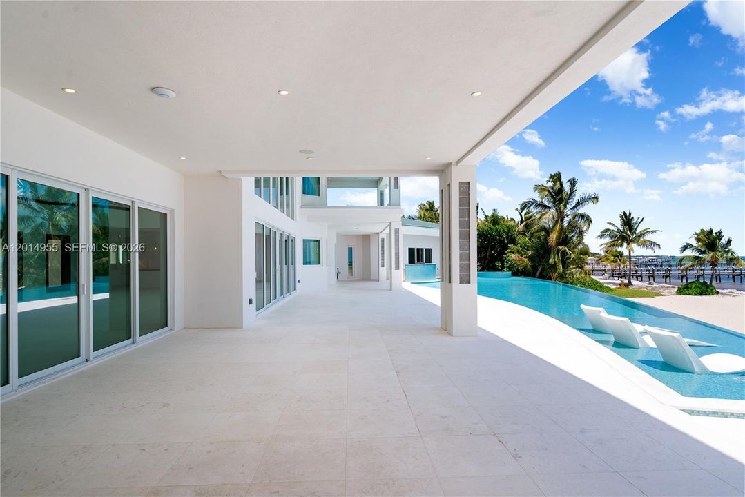 Access to pool