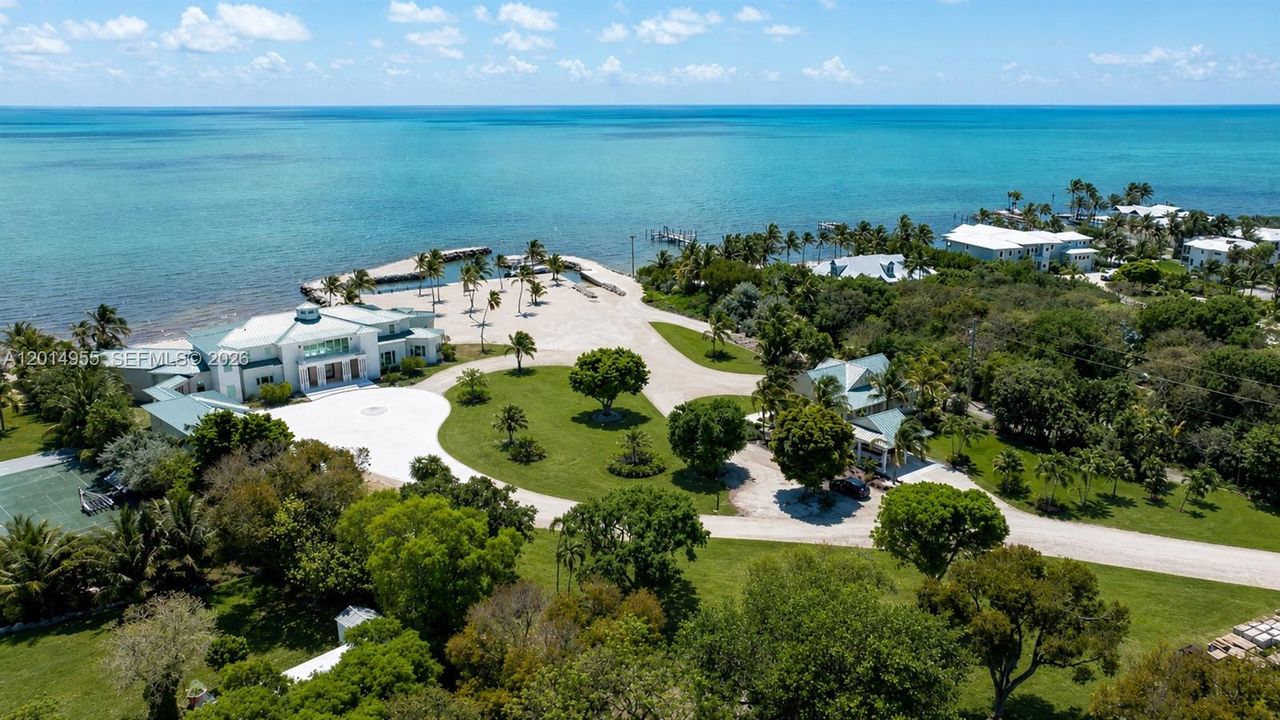 For Sale: $27,000,000 (5 beds, 6 baths, 8200 Square Feet)