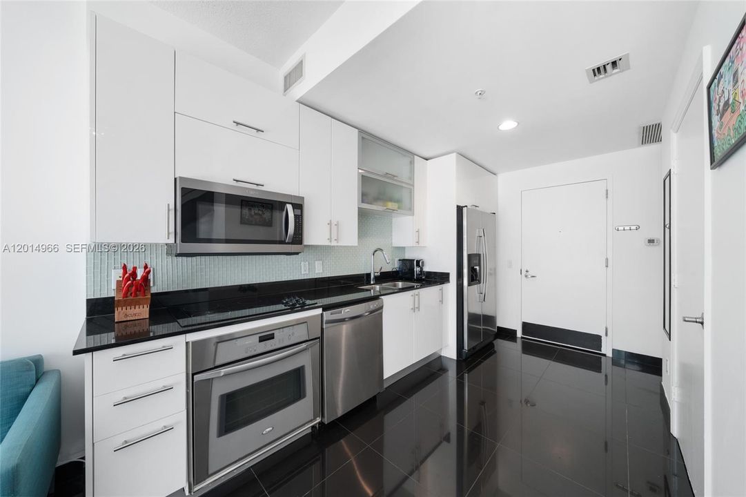 En Venta: $470,000 (1 camas, 1 baños, 686 Pies cuadrados)