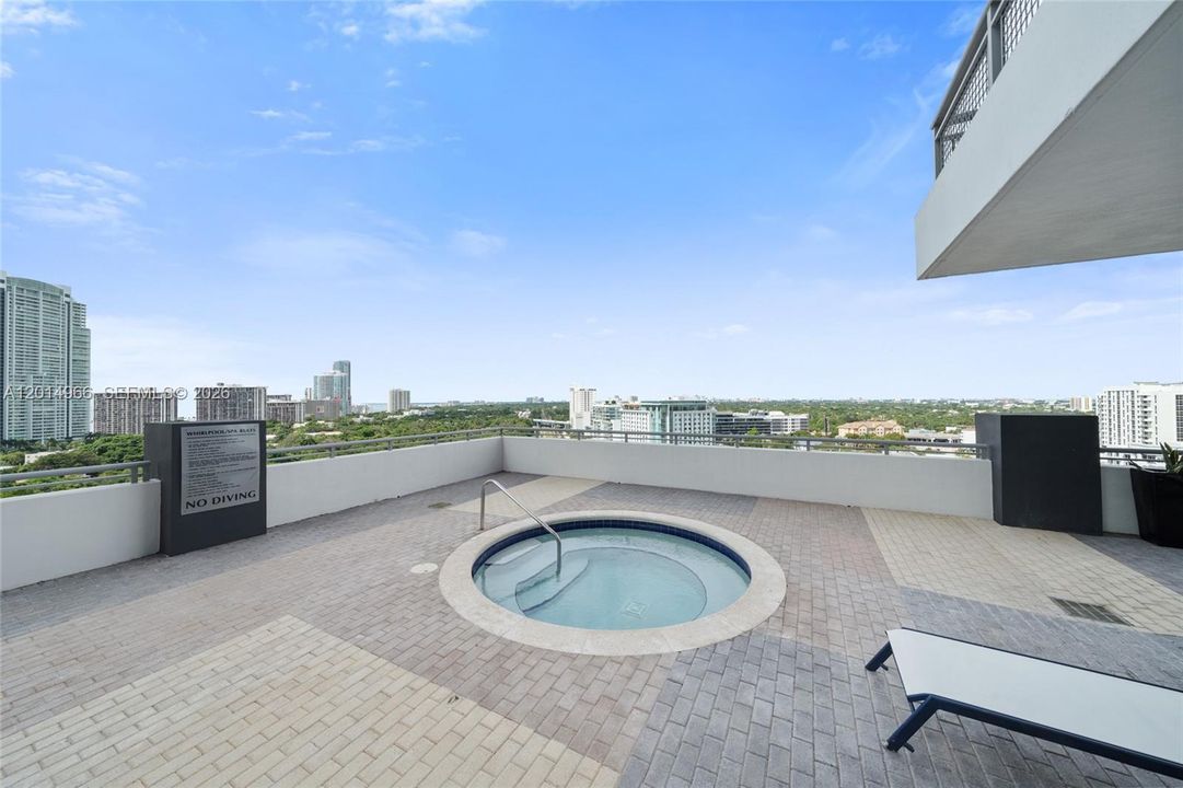 En Venta: $470,000 (1 camas, 1 baños, 686 Pies cuadrados)