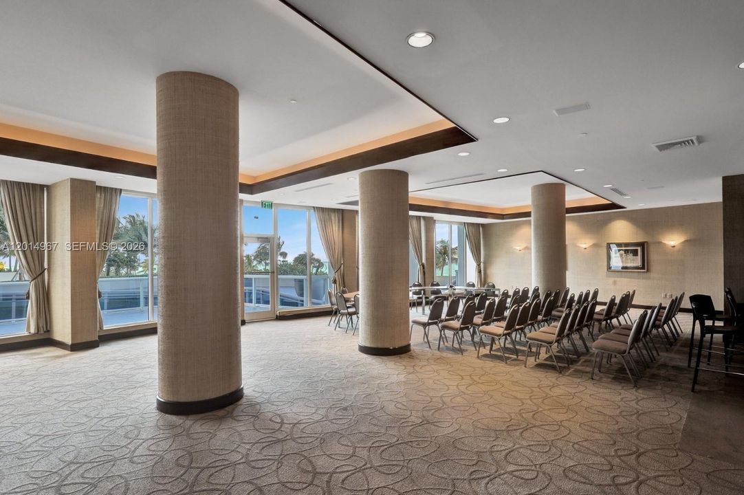 For Sale: $3,500,000 (2 beds, 2 baths, 2160 Square Feet)