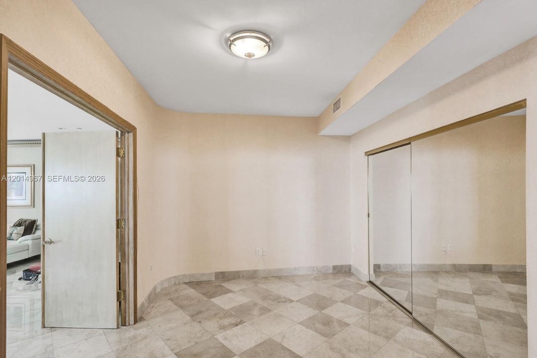 For Sale: $3,500,000 (2 beds, 2 baths, 2160 Square Feet)