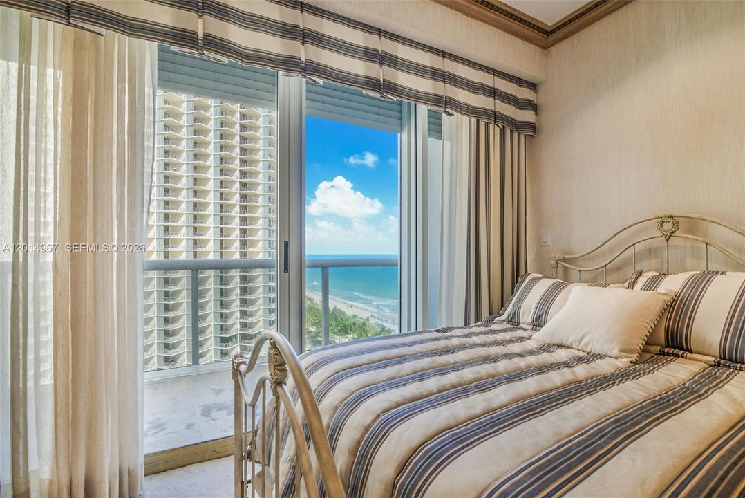 For Sale: $3,500,000 (2 beds, 2 baths, 2160 Square Feet)