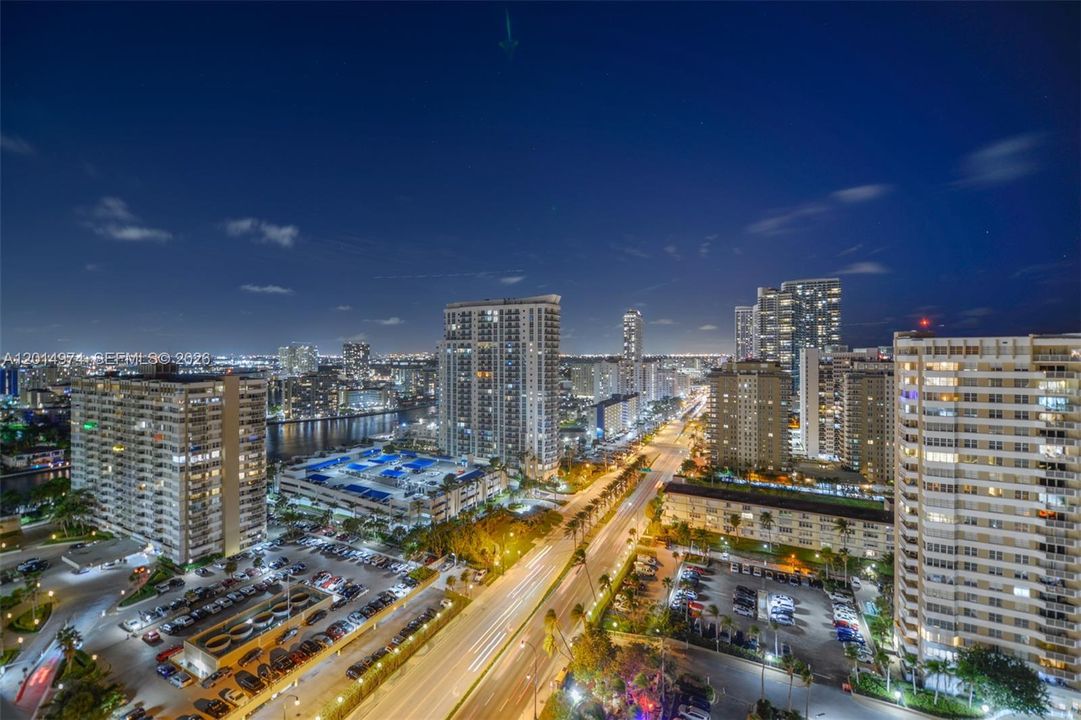 En Venta: $590,000 (1 camas, 1 baños, 870 Pies cuadrados)