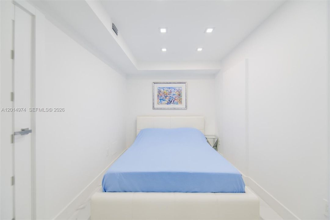 En Venta: $590,000 (1 camas, 1 baños, 870 Pies cuadrados)