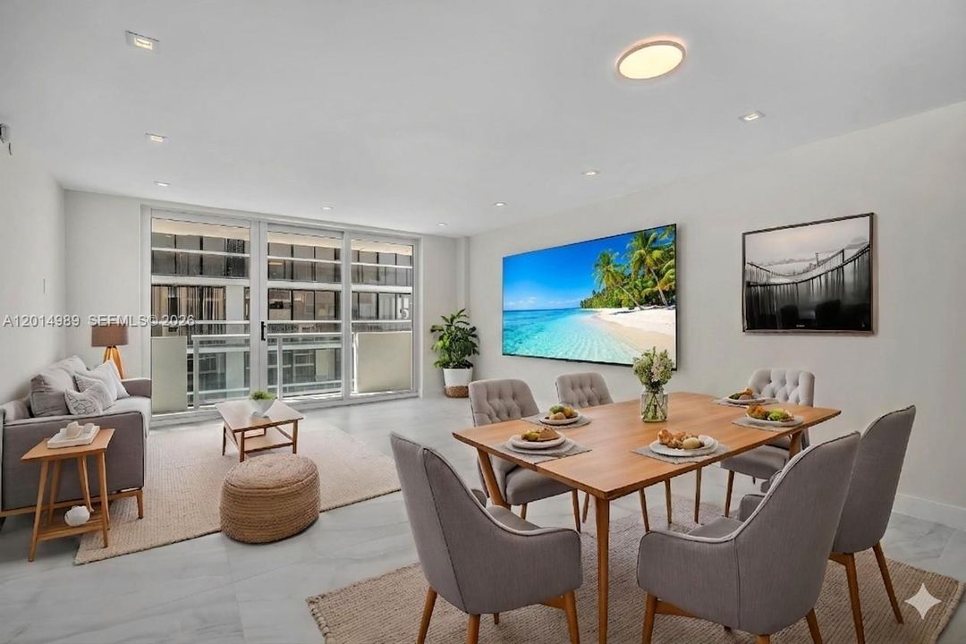 For Sale: $1,199,000 (2 beds, 2 baths, 927 Square Feet)