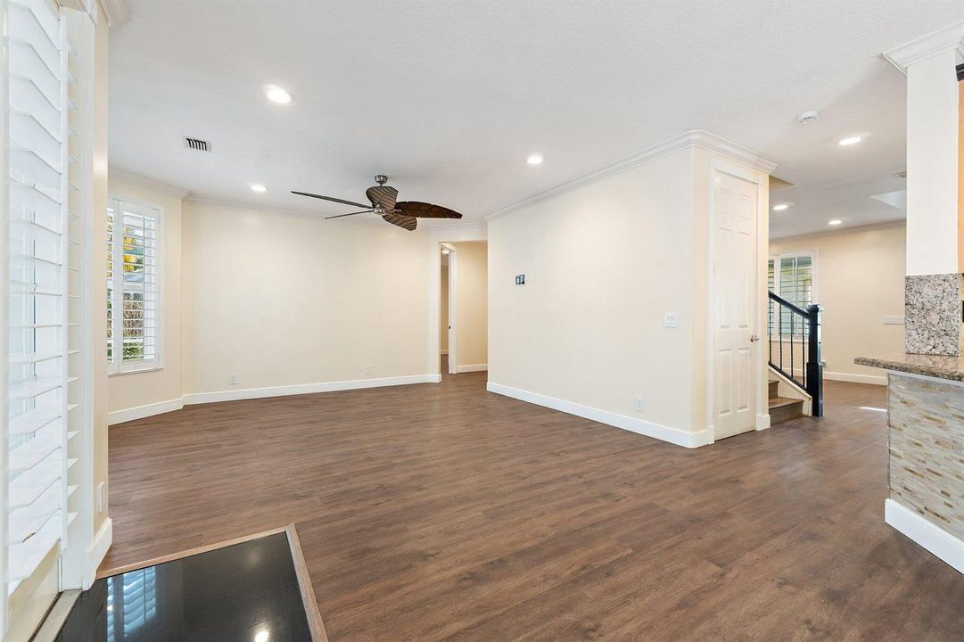 035-1138SWLighthouseDr-PalmCity-SMALL