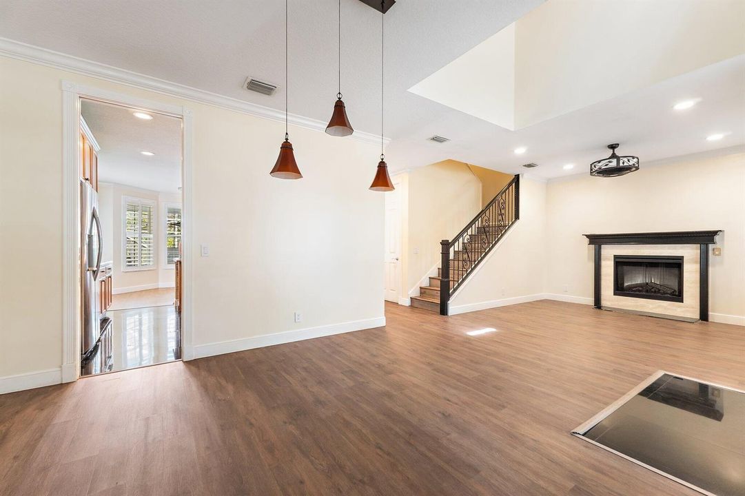 033-1138SWLighthouseDr-PalmCity-SMALL