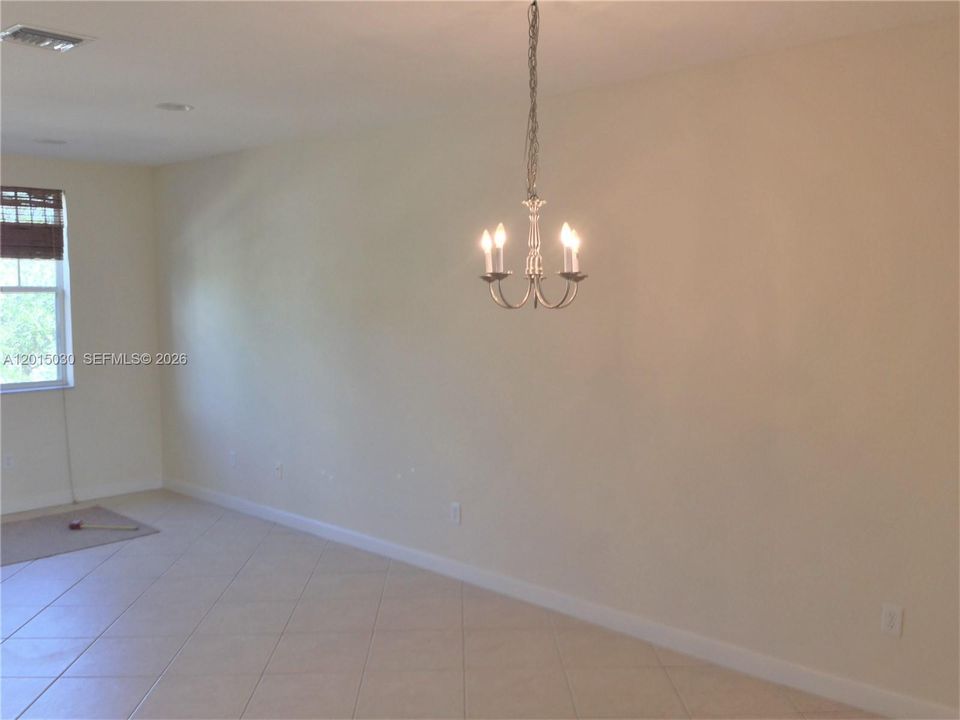 В аренду: $2,750 (3 спален, 2 ванн, 1448 Квадратных фут)