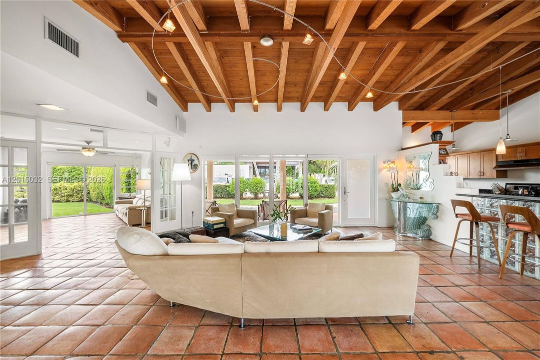 For Sale: $5,499,000 (5 beds, 4 baths, 2663 Square Feet)