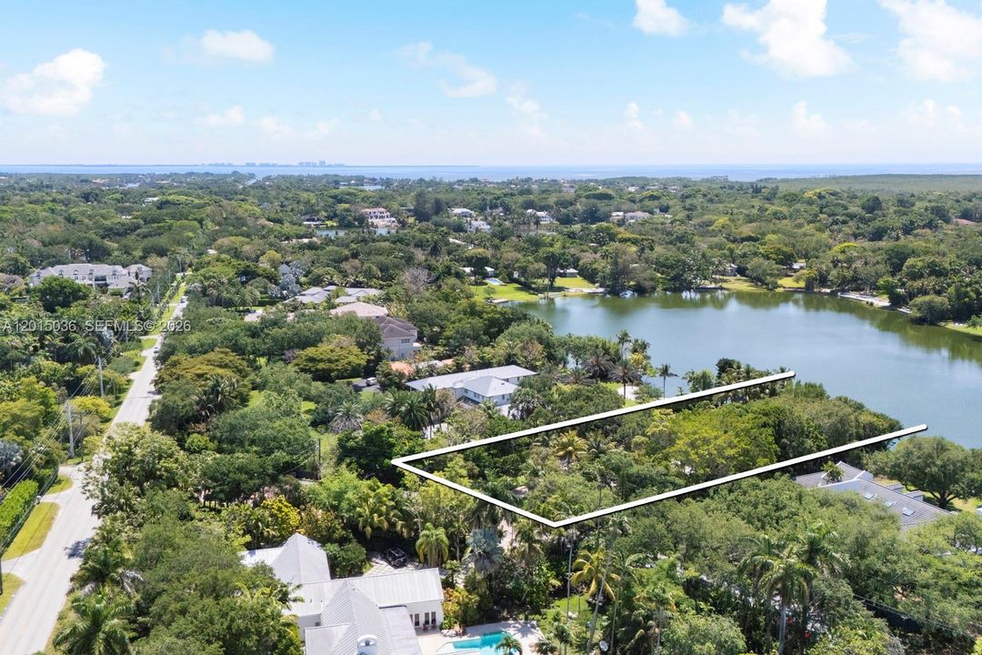 For Sale: $8,399,000 (5 beds, 4 baths, 5690 Square Feet)