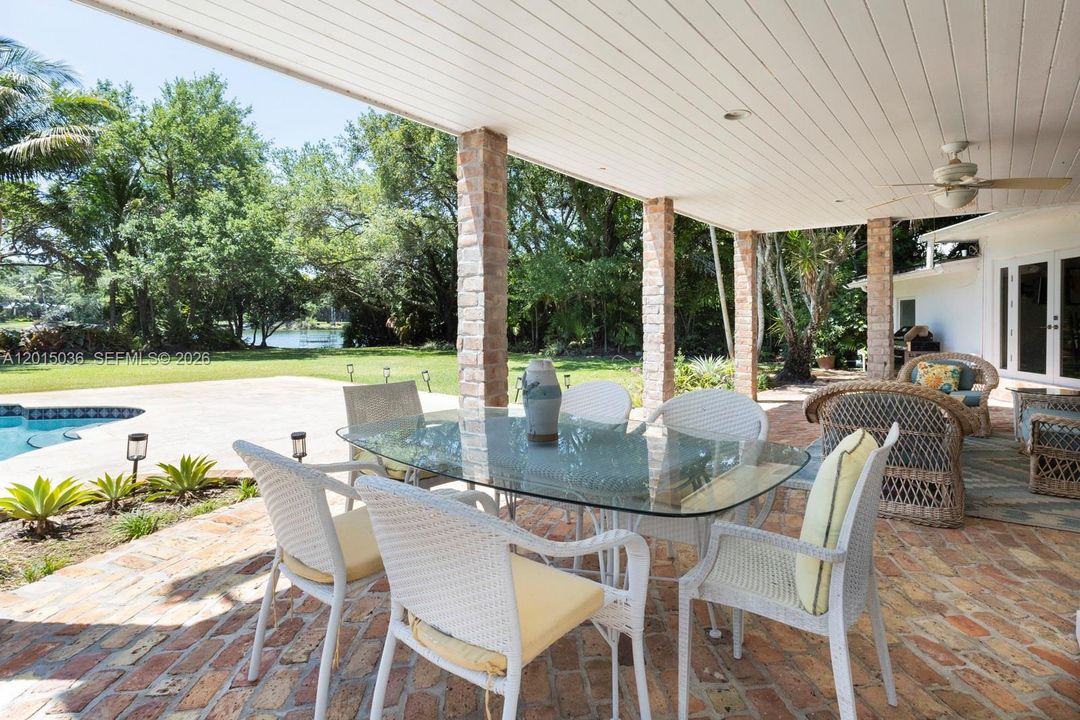 For Sale: $8,399,000 (5 beds, 4 baths, 5690 Square Feet)