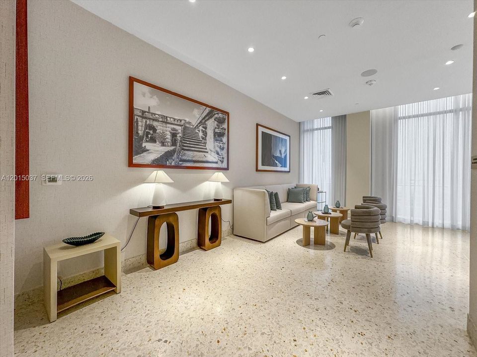 En Venta: $3,175,000 (3 camas, 3 baños, 1661 Pies cuadrados)