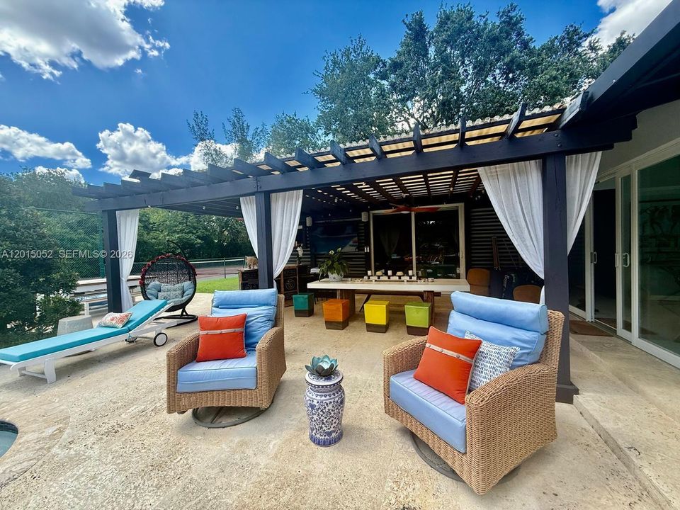 En Venta: $7,900,000 (5 camas, 4 baños, 4246 Pies cuadrados)