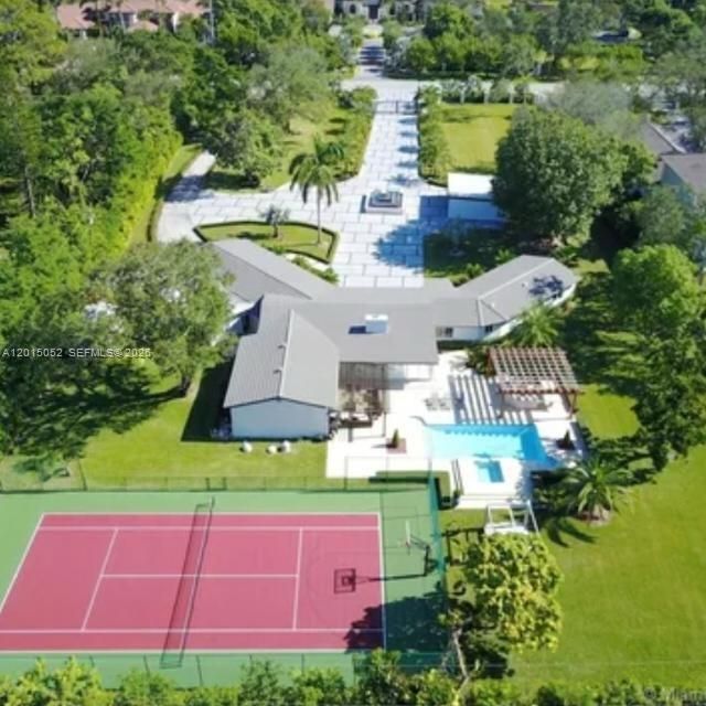 En Venta: $7,900,000 (5 camas, 4 baños, 4246 Pies cuadrados)