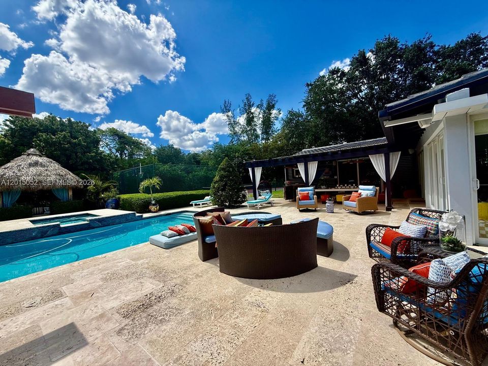 En Venta: $7,900,000 (5 camas, 4 baños, 4246 Pies cuadrados)