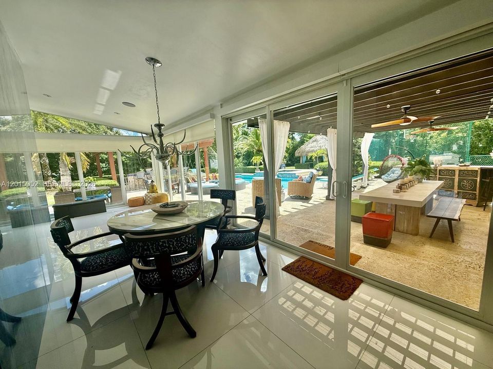 En Venta: $7,900,000 (5 camas, 4 baños, 4246 Pies cuadrados)