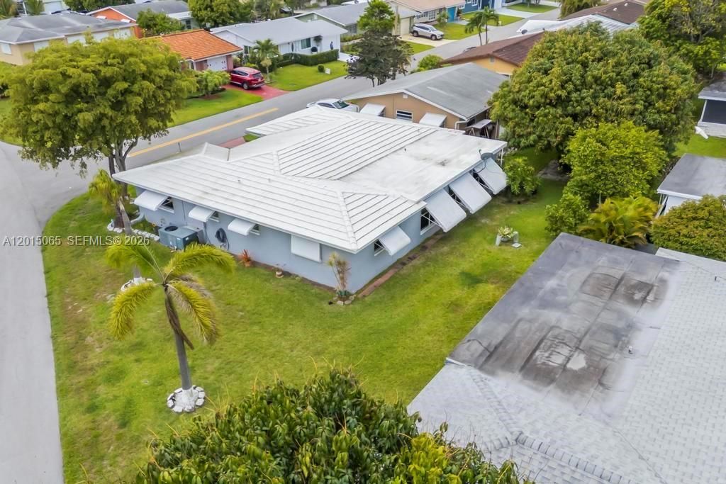 En Venta: $385,000 (2 camas, 2 baños, 1579 Pies cuadrados)