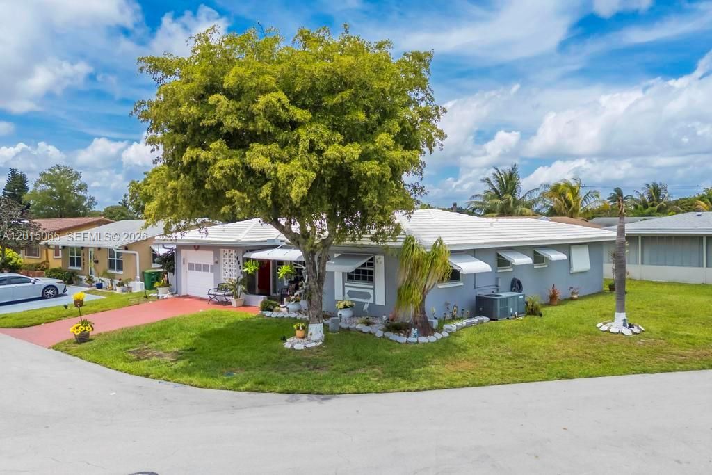 En Venta: $385,000 (2 camas, 2 baños, 1579 Pies cuadrados)
