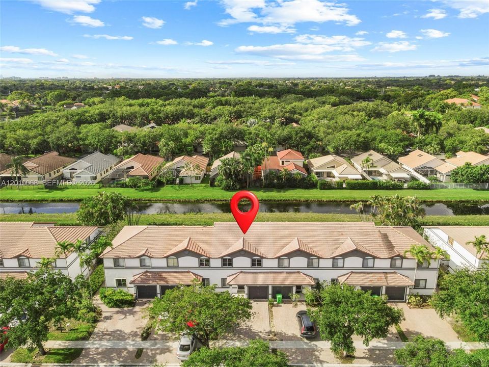 Active With Contract: $3,150 (3 beds, 2 baths, 1727 Square Feet)