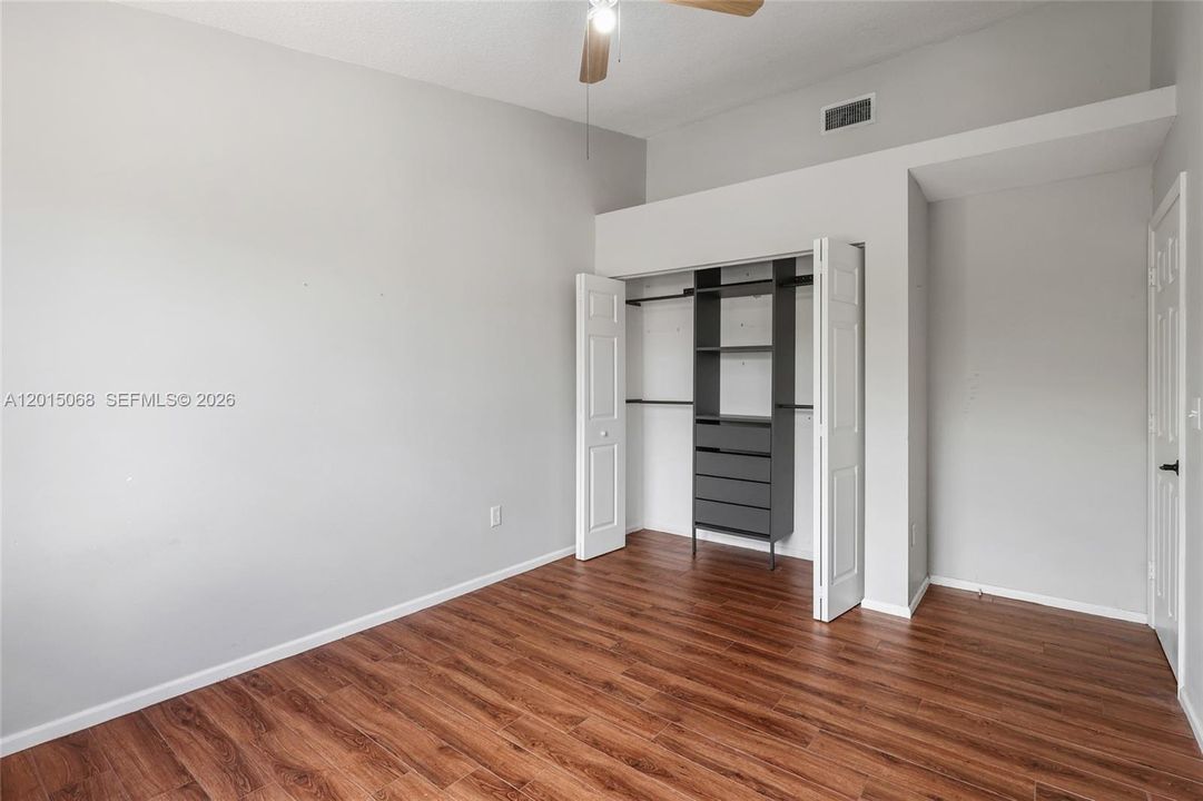 Active With Contract: $3,150 (3 beds, 2 baths, 1727 Square Feet)