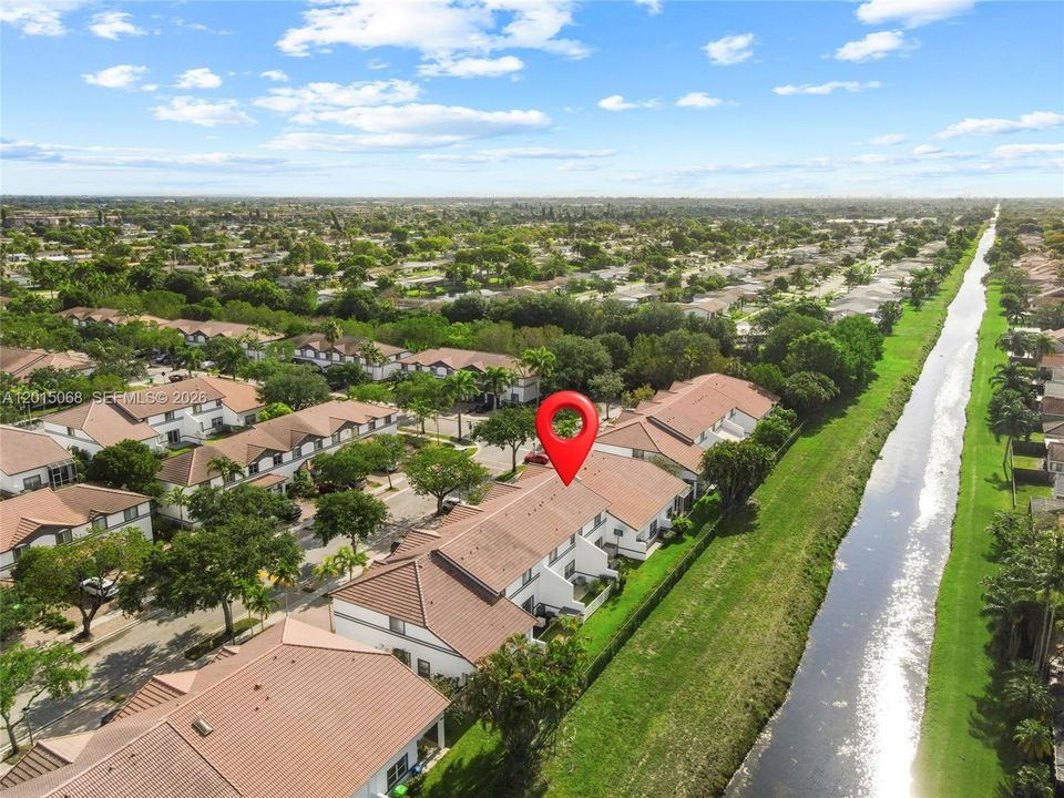 Active With Contract: $3,150 (3 beds, 2 baths, 1727 Square Feet)
