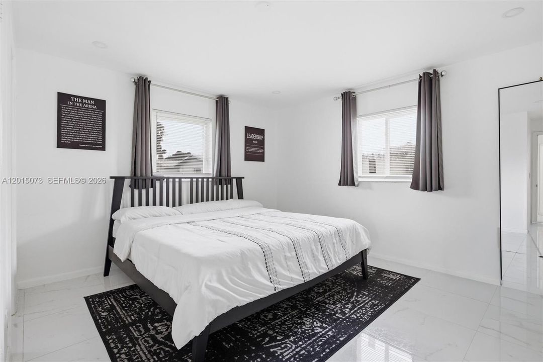 Activo con contrato: $339,000 (2 camas, 2 baños, 1398 Pies cuadrados)
