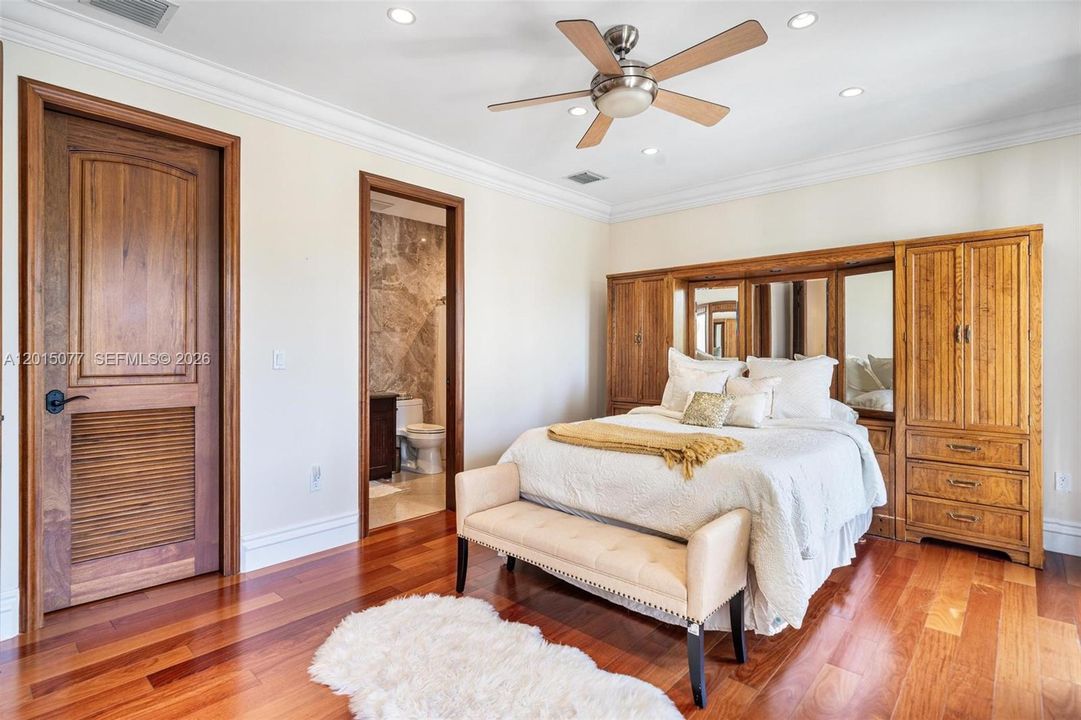 For Sale: $7,850,000 (6 beds, 6 baths, 5538 Square Feet)