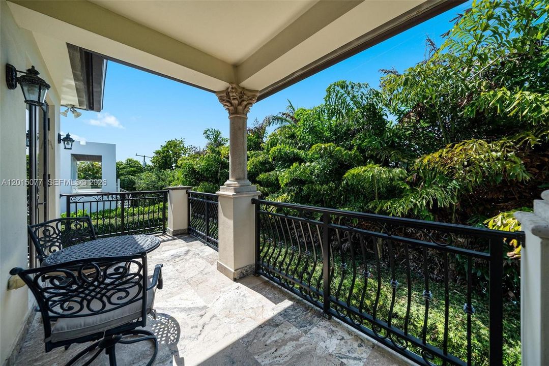 For Sale: $7,850,000 (6 beds, 6 baths, 5538 Square Feet)