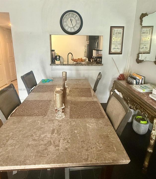 For Sale: $185,000 (3 beds, 2 baths, 1175 Square Feet)