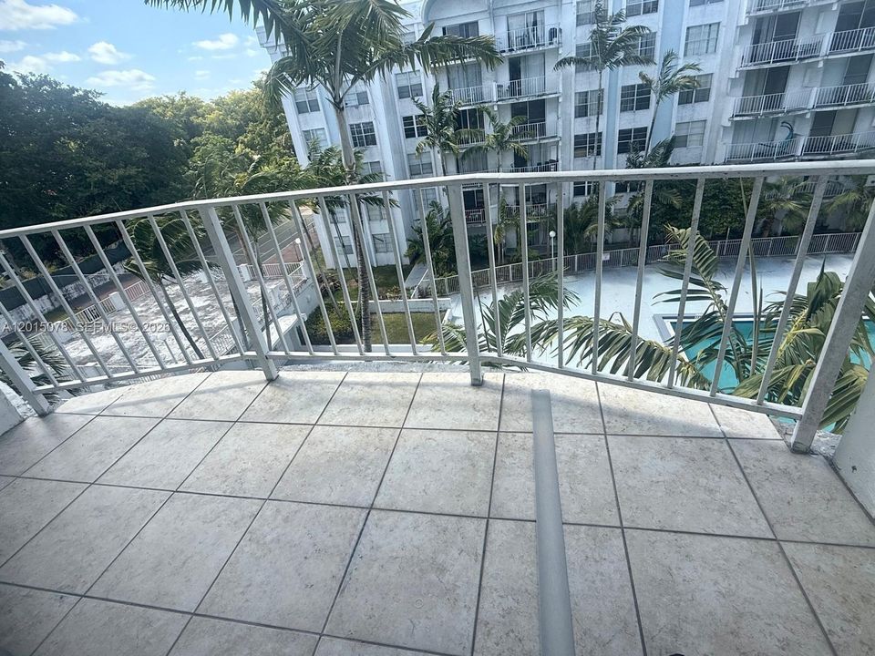 For Sale: $185,000 (3 beds, 2 baths, 1175 Square Feet)