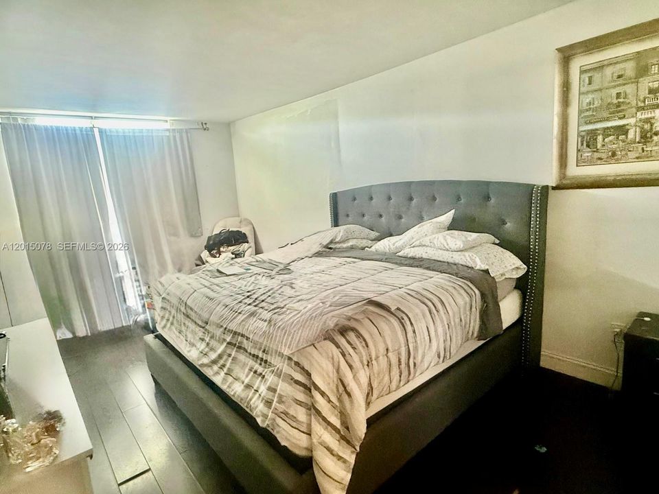 For Sale: $185,000 (3 beds, 2 baths, 1175 Square Feet)