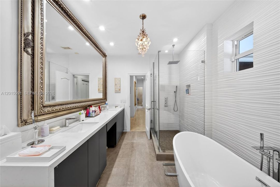 For Sale: $3,599,900 (5 beds, 4 baths, 4331 Square Feet)