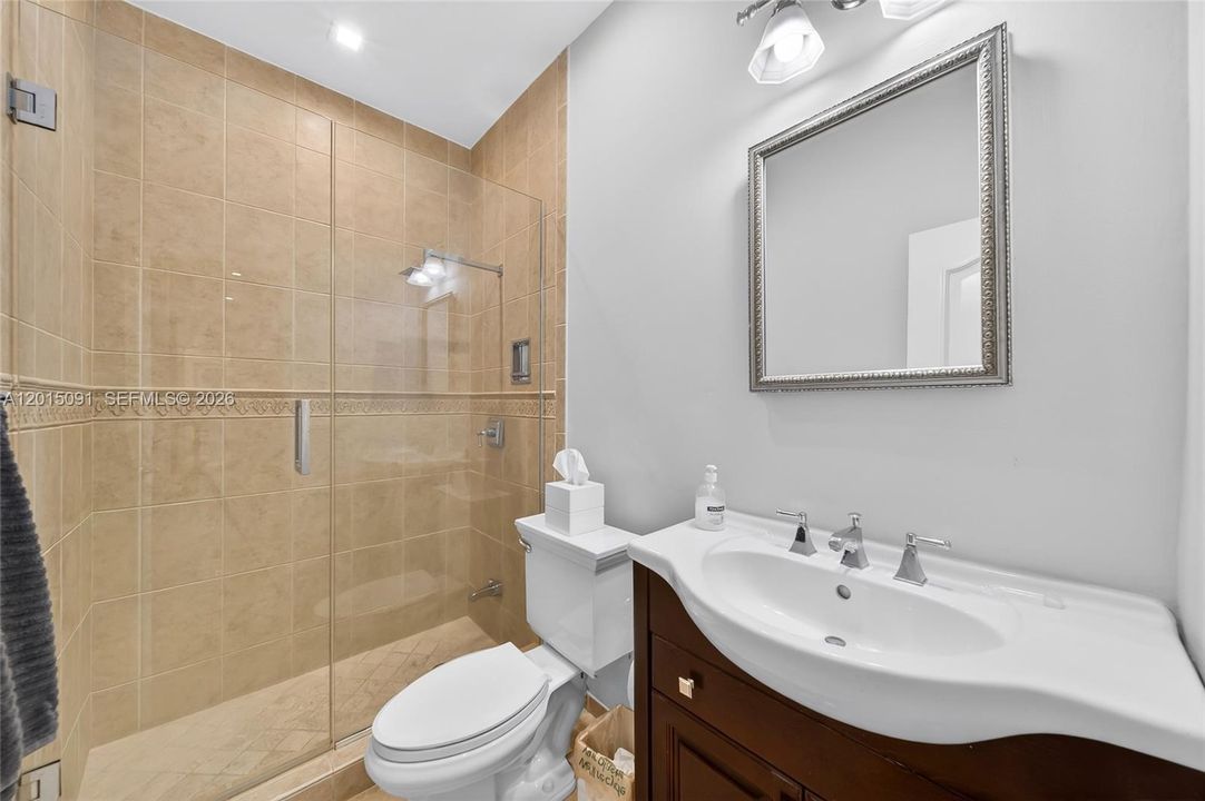 For Sale: $3,599,900 (5 beds, 4 baths, 4331 Square Feet)