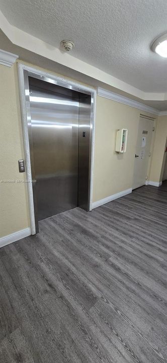 En Venta: $294,999 (2 camas, 2 baños, 900 Pies cuadrados)