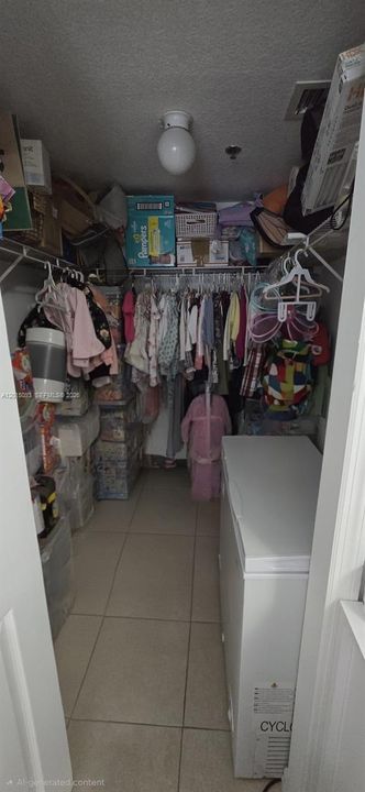 Bedroom #1 Walking Closet