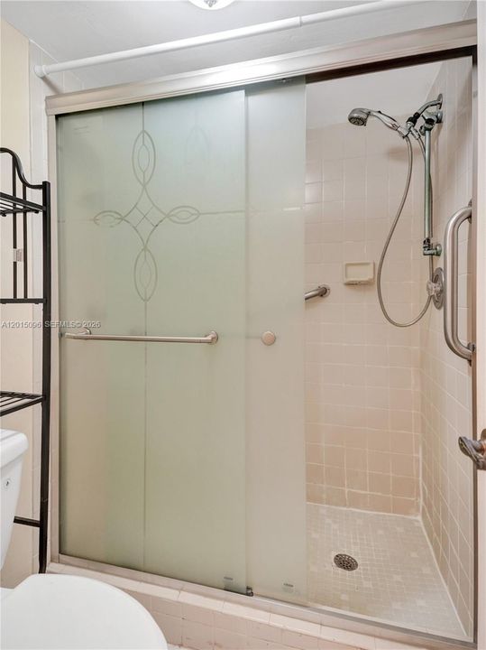 For Sale: $125,000 (2 beds, 2 baths, 1270 Square Feet)
