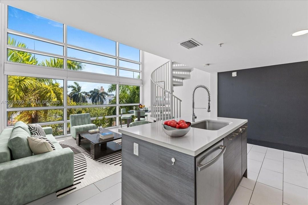 For Sale: $895,000 (1 beds, 2 baths, 861 Square Feet)