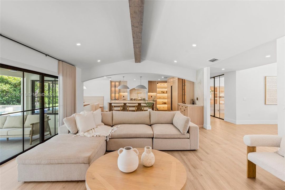 For Sale: $2,995,000 (5 beds, 3 baths, 3985 Square Feet)