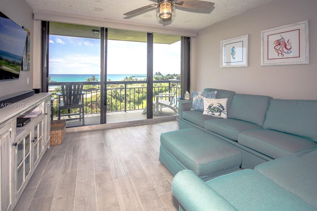 For Rent: $8,400 (2 beds, 2 baths, 1332 Square Feet)