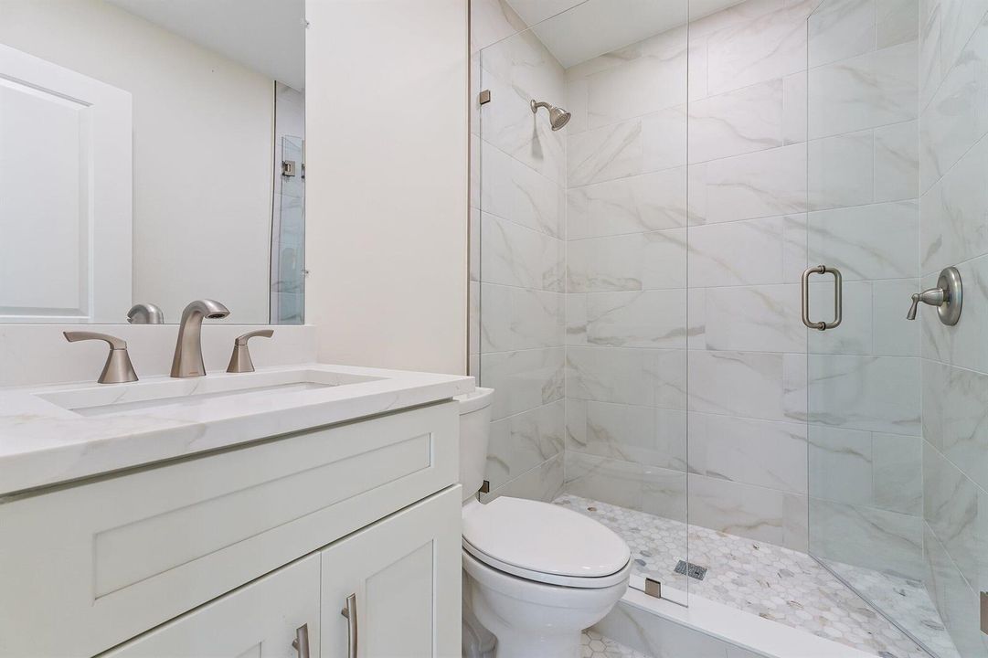 Guest House Bath