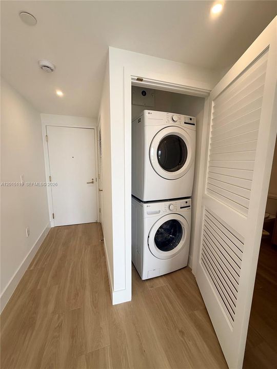 For Sale: $665,000 (0 beds, 1 baths, 479 Square Feet)