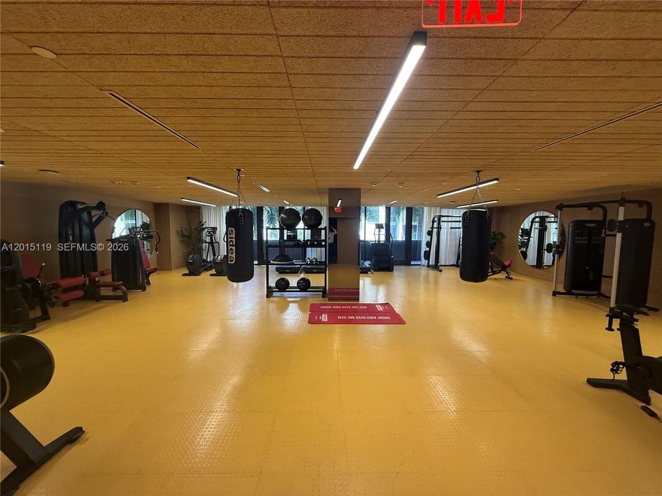 For Sale: $665,000 (0 beds, 1 baths, 479 Square Feet)