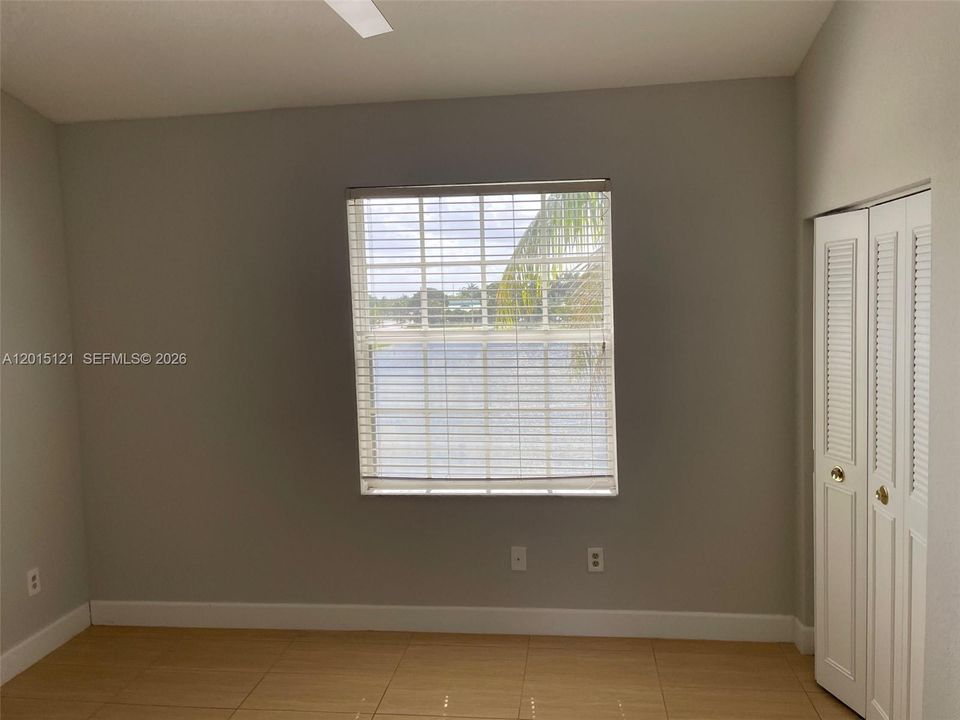 For Rent: $2,650 (3 beds, 3 baths, 1285 Square Feet)