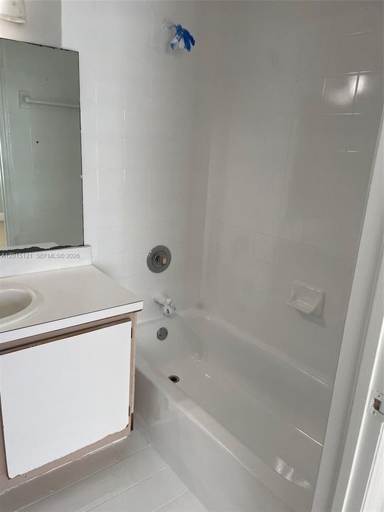 For Rent: $2,650 (3 beds, 3 baths, 1285 Square Feet)