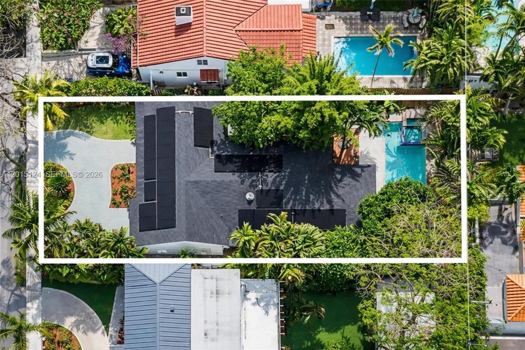 На продажу: $1,150,000 (2 спален, 1 ванн, 1530 Квадратных фут)