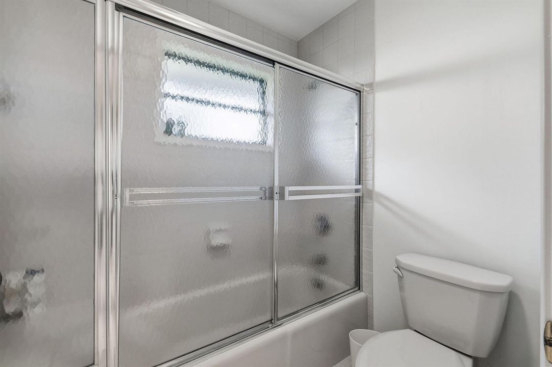 6980SEWingedFootDr(42)